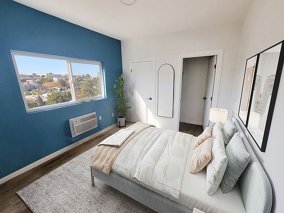4th image of 317 Douglas St APT 7