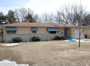 4832 Louisiana Ave N, Crystal, MN 55428