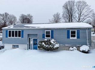 20 Quarry Hill Rd, Waterbury, CT 06706