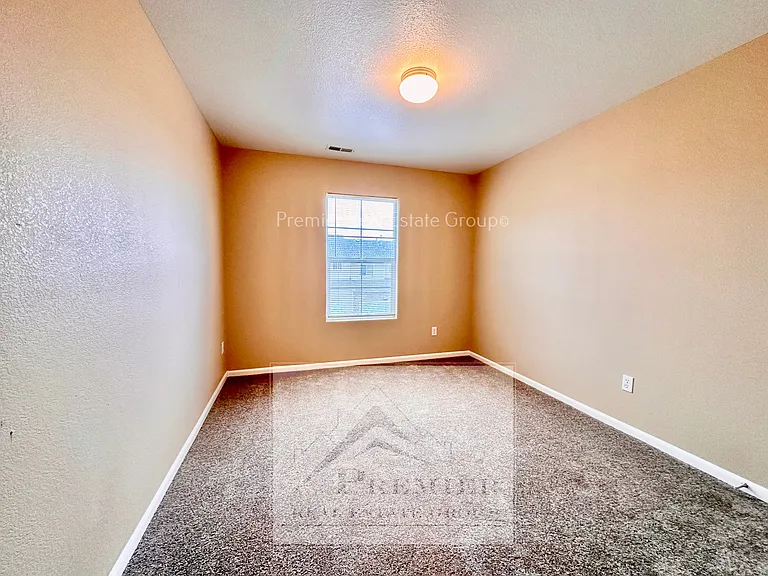 7938 Sandy Springs Point — Photo 8