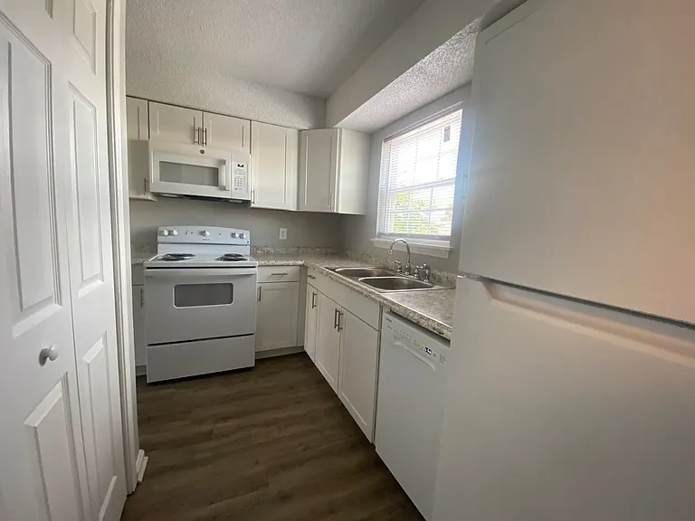 Harbour Ridge — Photo 31