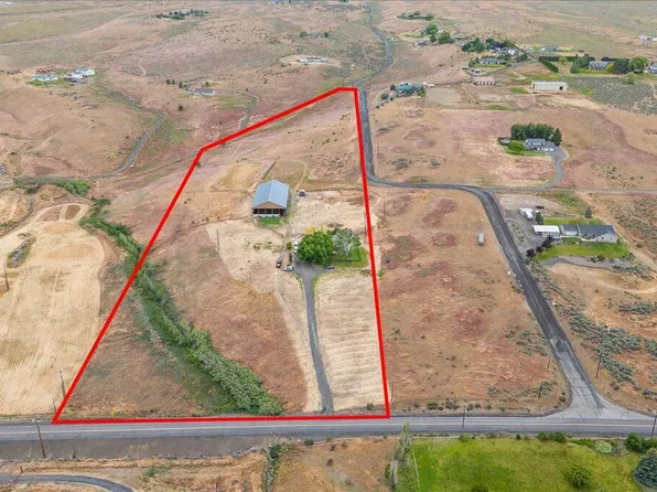 142 Longmire Ln, Selah, WA 98942