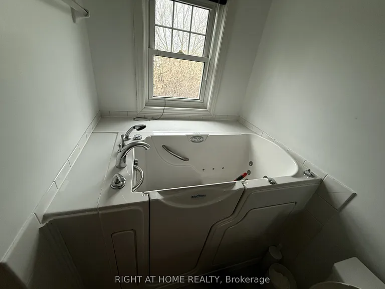 2800 Courtice Rd #103 — Photo 18