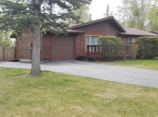 1180 E McKee Ct, Wasilla, AK 99654