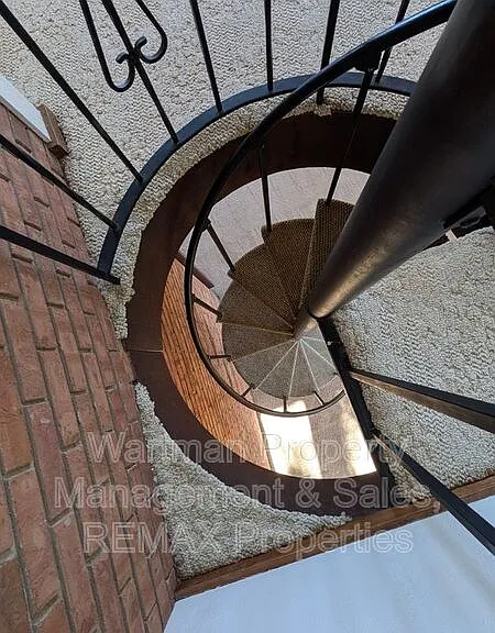 15 Upland Rd — Photo 50