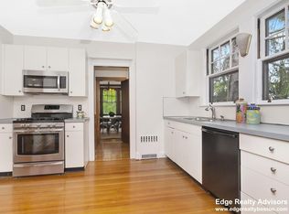 62 Algonquin Rd, Newton, MA 02467