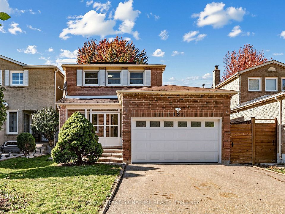 1st image of 12 Strathmore Dr