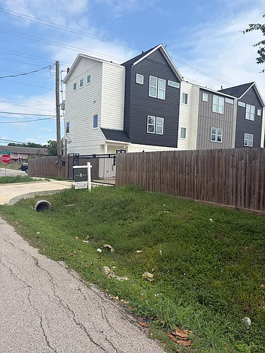 3605 Rebecca St #1 Photo 1