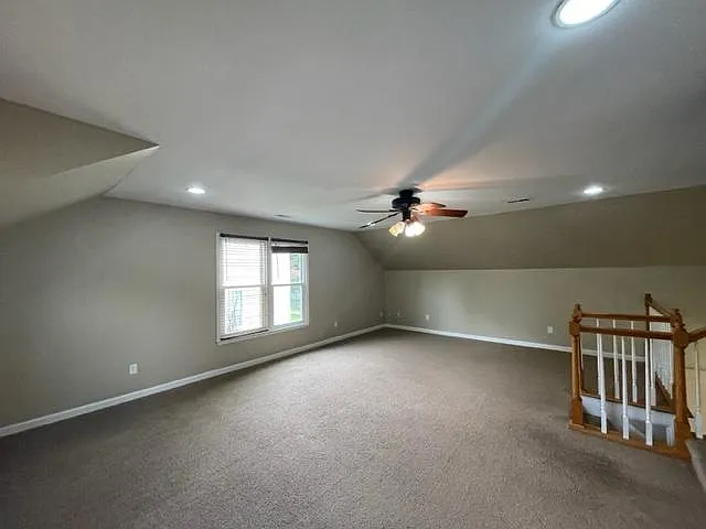 825 Shadowlawn Ct — Photo 3