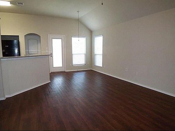 2nd image of 117 Brookside Dr