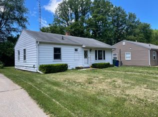 906 Greenway St, La Porte, IN
