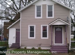 1124 1st St, Muskegon, MI 49440