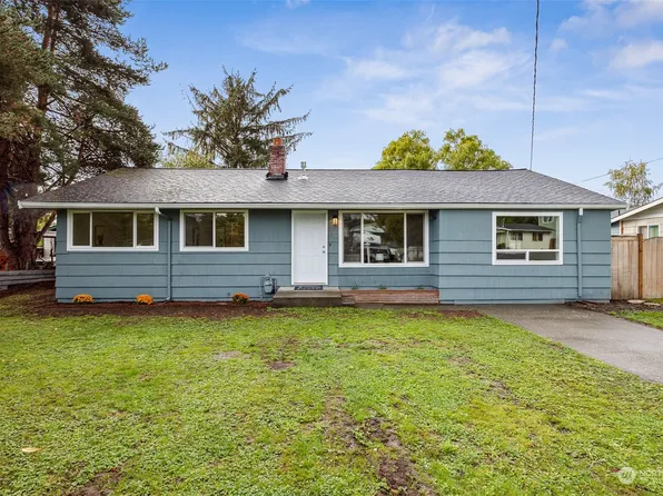 112 Eastgate Avenue S, Pacific, WA 98047