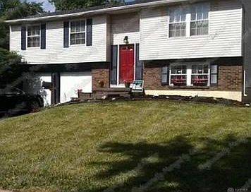 Curb appeal on a private culdesac