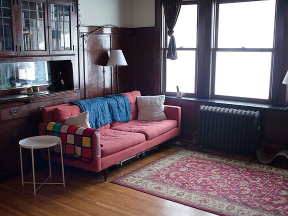4th image of 1928 Emerson Ave S APT 12