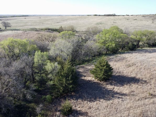 E Apache Acre Rd, Glade, KS 67639