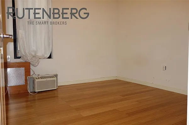 Rented by R New York | media 30