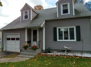 74 Vail St, Springfield, MA 01118