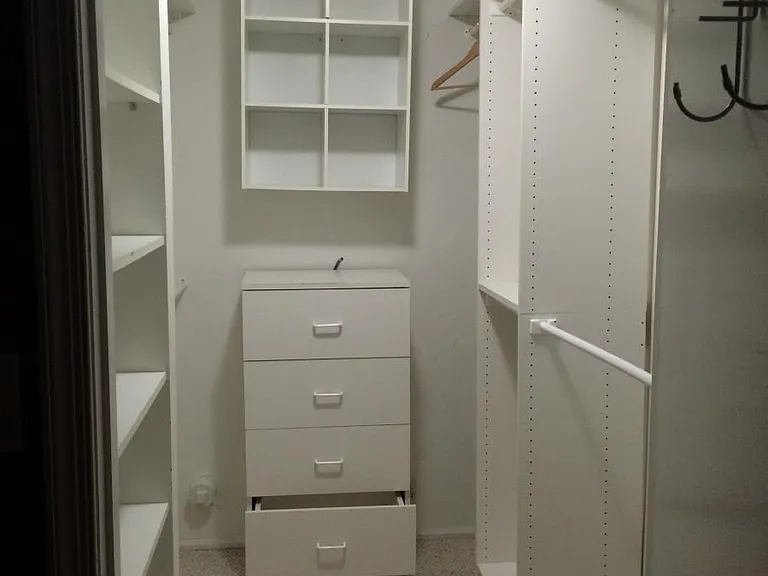 Walk-in Closet