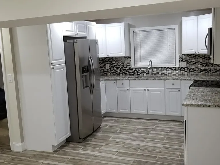 7918 Polk St — Photo 2