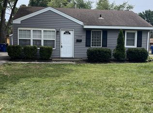 11220 Saint Clement Ln, Saint Ann, MO 63074