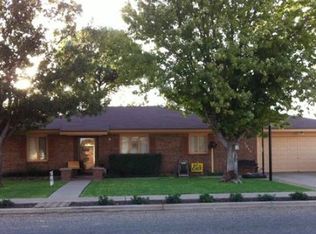 1011 Dogwood Ave, Idalou, TX 79329