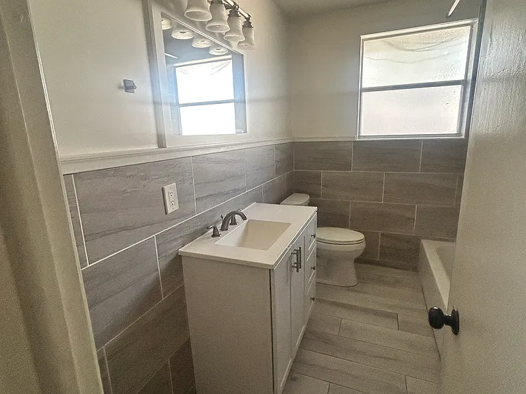 522 5th Ave N #522 — Photo 7