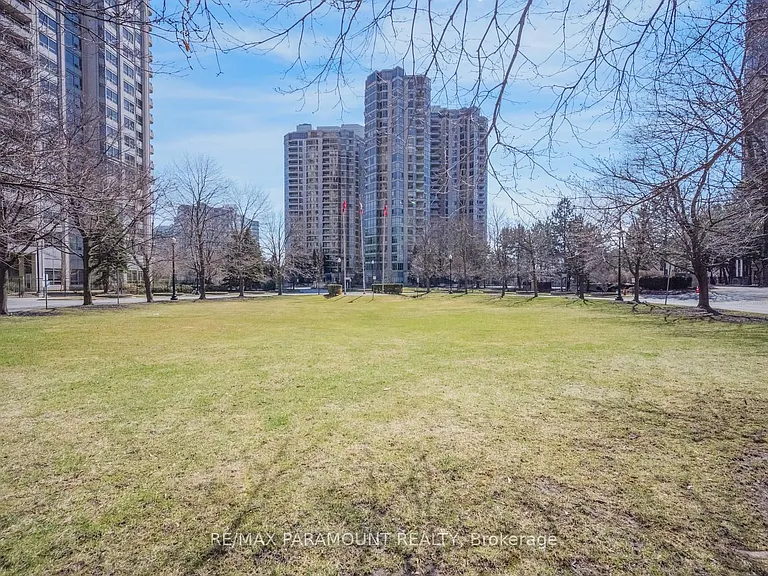 25 Kingsbridge Garden Cir #616 — Photo 50