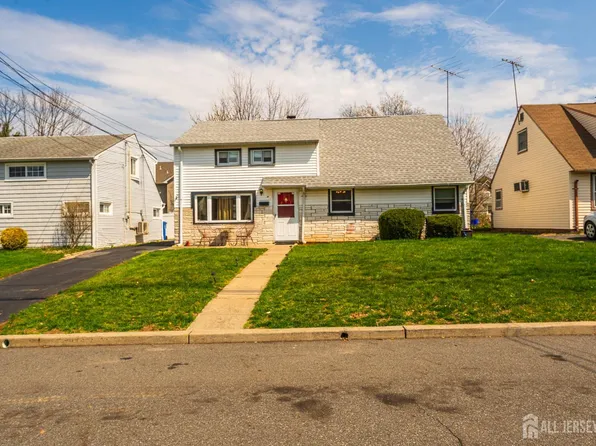 22 Grand Ave, Iselin, NJ 08830