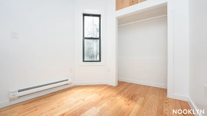 Rented by Nooklyn NYC LLC | media 11