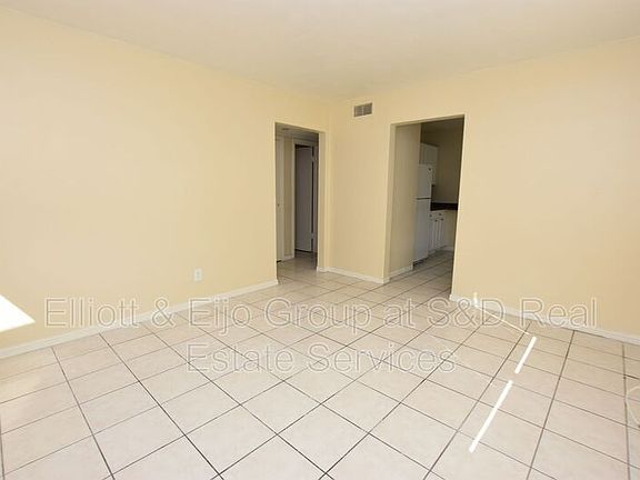 2nd image of 1410 King Ave
