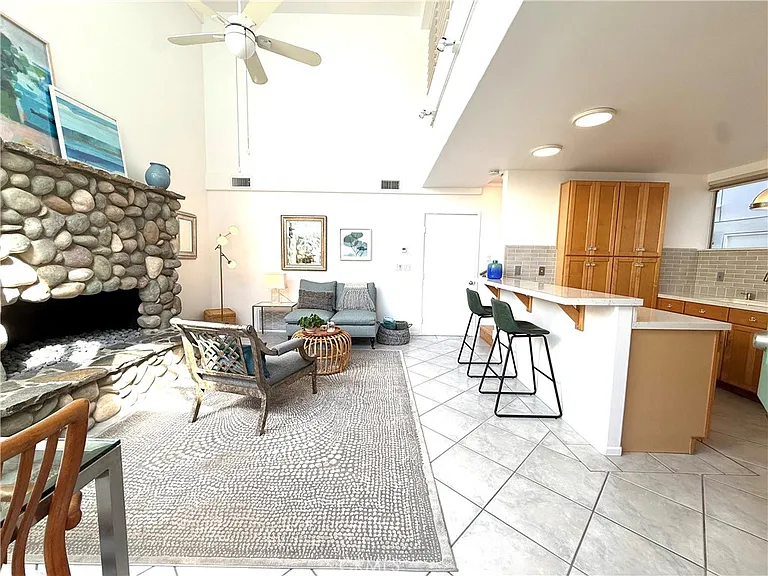 436 Fernleaf Ave #1/2 — Photo 5