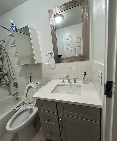74 69th St #3B — Photo 6