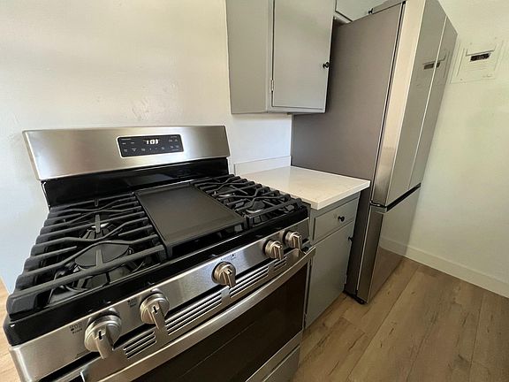 New Appliances, Kitchen, Plummer Park West Hollywood Highly Desirable Apartment