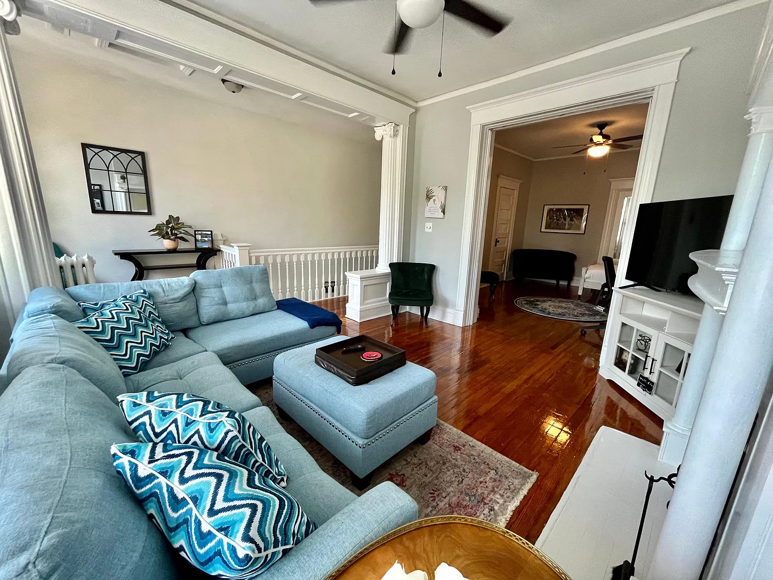 2318 Floyd Ave — Photo 3