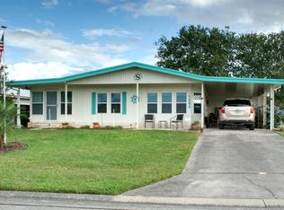 1564 Nassau Cir, Tavares, FL 32778