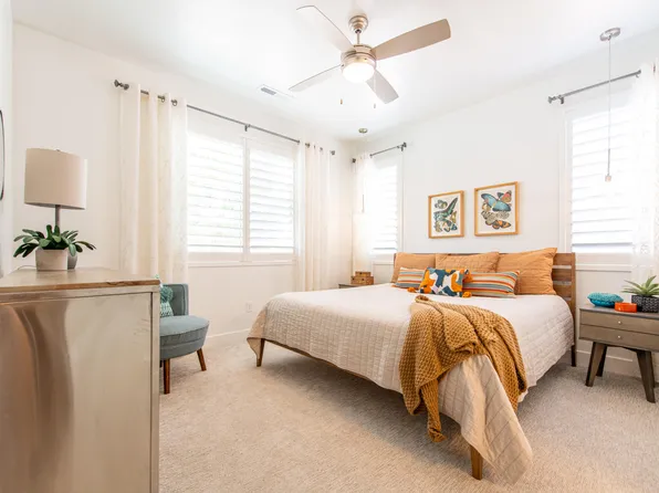 3800 Paradise Village Dr #12, Santa Clara, UT 84765