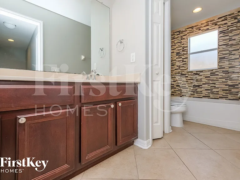 7847 Foxgrove Dr — Photo 14