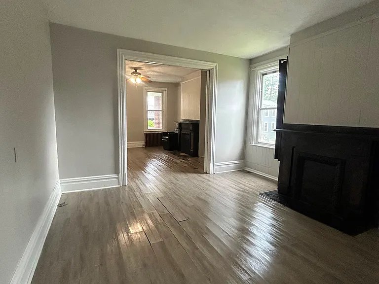 187 Allegheny Ave — Photo 10
