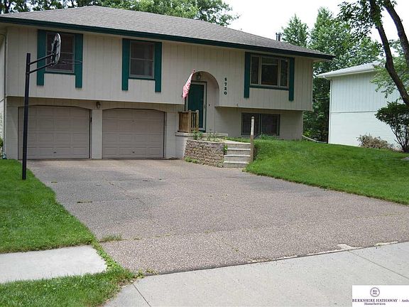 3rd image of 5720 S 93rd St