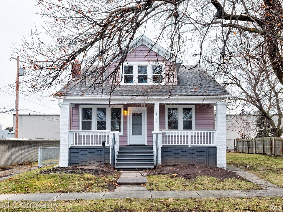 1st image of 17372 Kershaw St