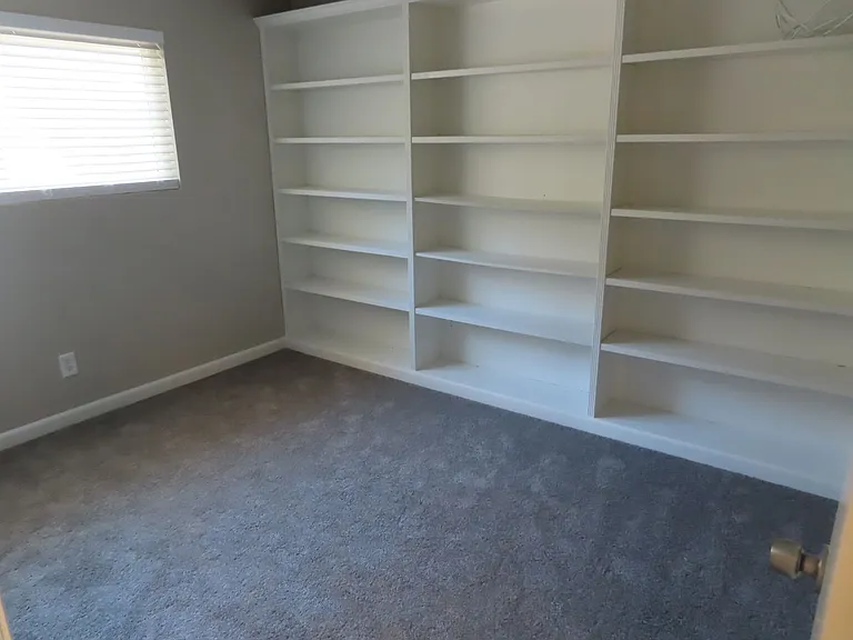 4912 Tyler St — Photo 17