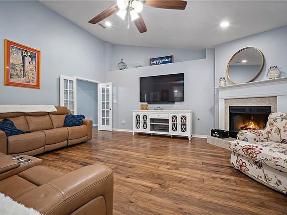 4th image of 10713 Rigby Dr