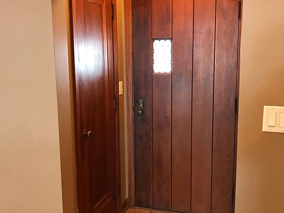 Front Entryway