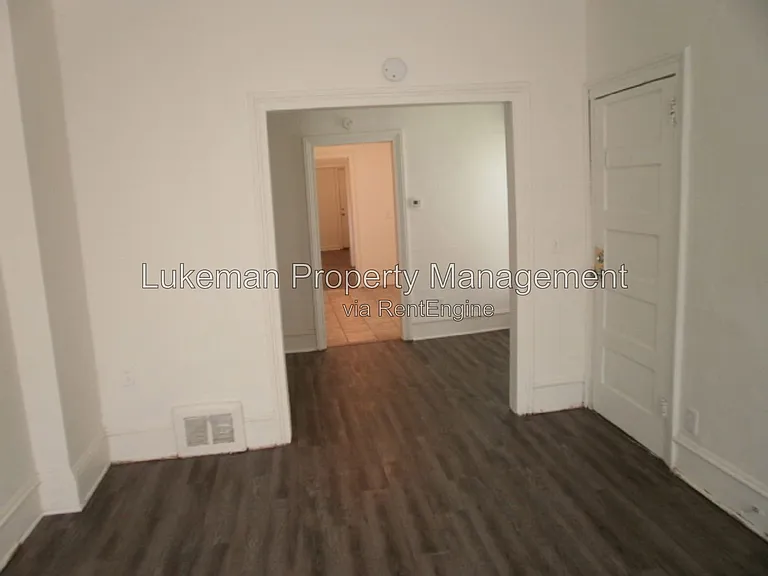 932 S Park St #930-2 — Photo 9