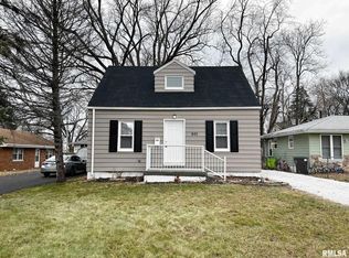 901 E Tripp Ave, Peoria, IL