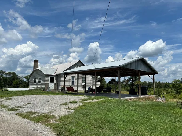 212 Watts Colony St, Jackson, OH 45640