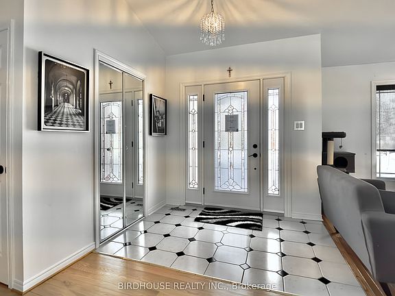 5th image of 49 Goodman Rd