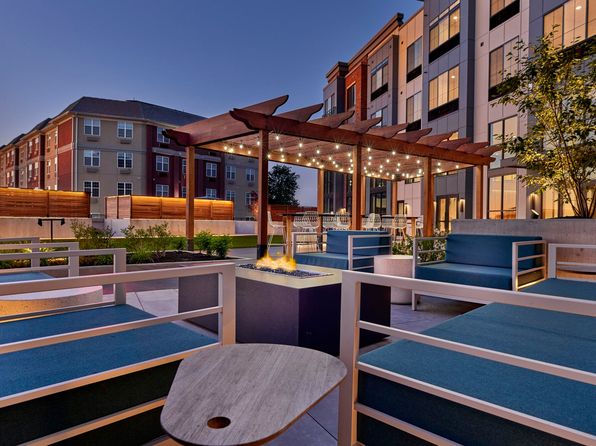 1245 Main St APT 326