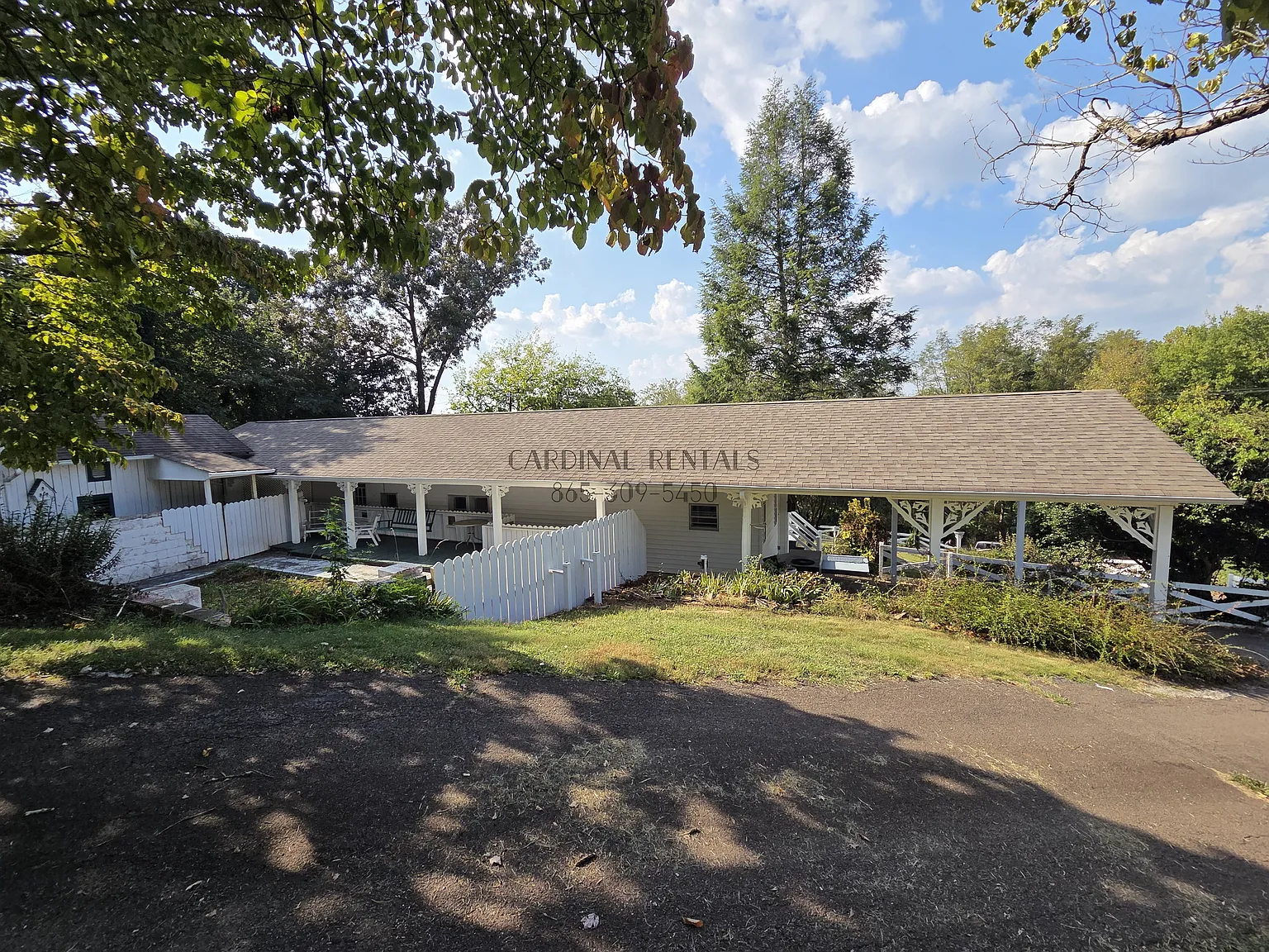 3 bed, 1048 sqft, $1,850 — Photo 2
